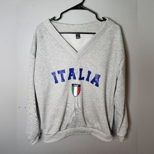 SHEIN Light Gray V-Neck Italia Sweatshirt-Cozy Vibes🇮🇹